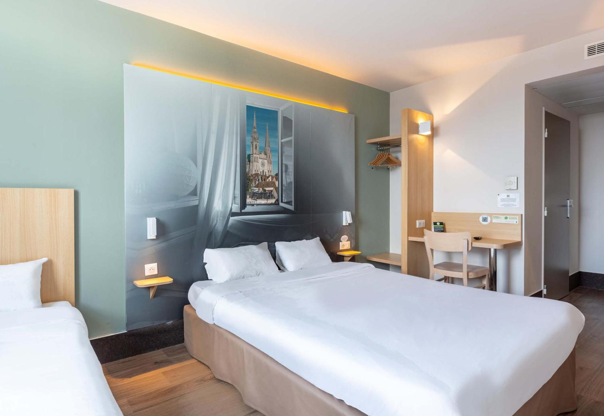 B&B Hotel Chartres Oceane Exterior foto